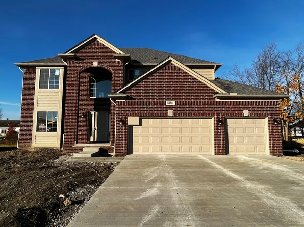 53841 Andrew Dr, Chesterfield, MI 48051