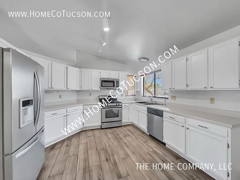 1519 W Bloomfield Pl — Photo 8