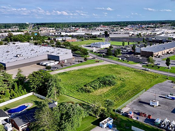 3rd image of 3620 James Sanders Blvd
