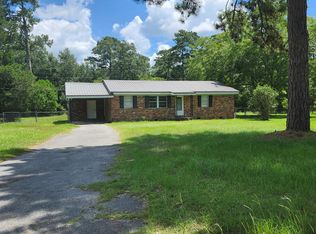 423 Laurel Ln, Camilla, GA 31730