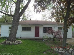 5603 Roanoke St, Portage, MI 49024