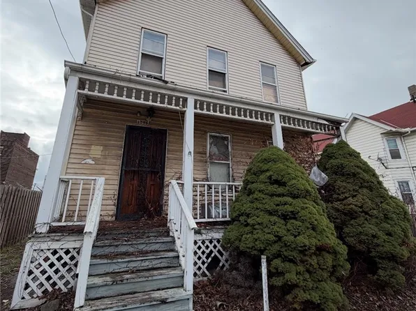 1596 E 32nd St, Cleveland, OH 44114