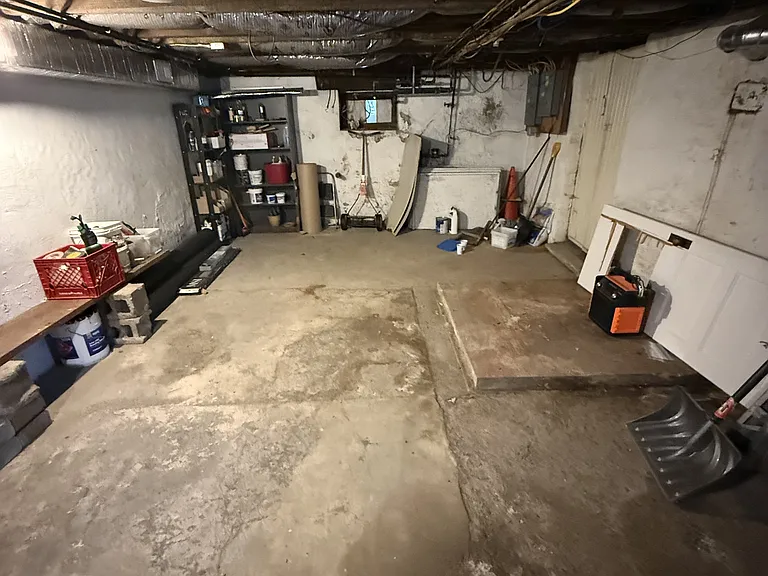 155 N Broad St — Photo 15