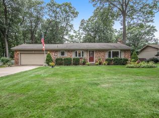 1725 Petoskey Dr, Muskegon, MI 49445