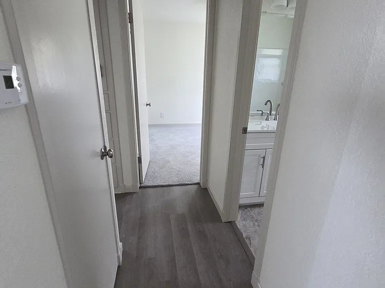717 E 56th Ave — Photo 15