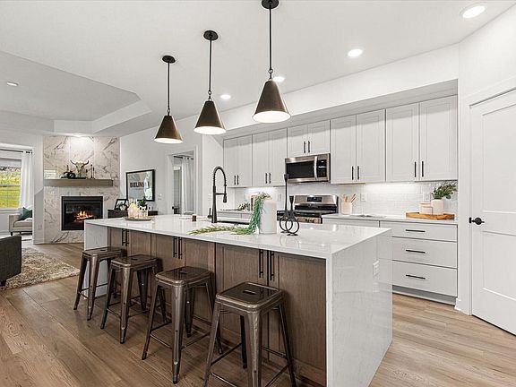 3rd image of 2127 Bluestem DRIVE #0101