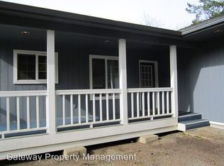 311 N Mount Christie Dr, Hoodsport, WA 98548