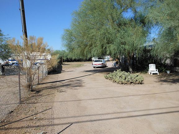 2nd image of 192 N Palo Verde Dr