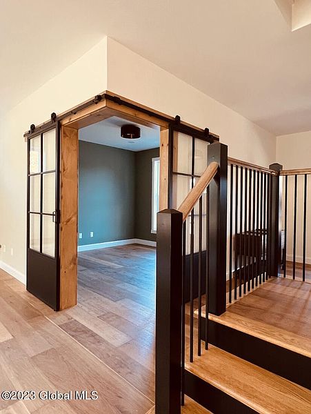 5th image of 112 Schuurman Road