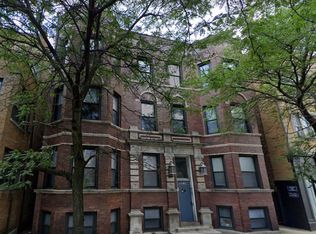 5692 N Ridge Ave, Chicago, IL 60660