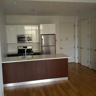 Rented by Prime Space Realty Corp | media 24