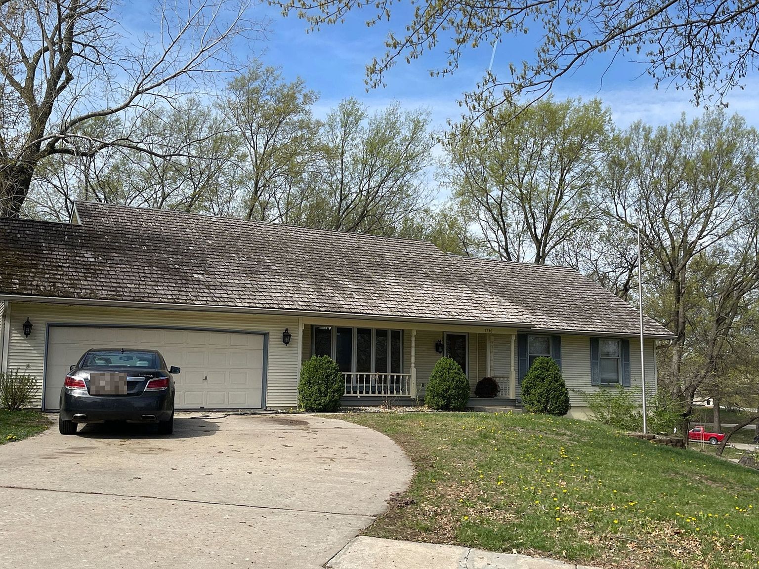 7736 N Park Ave, Gladstone, MO 64118 | Zillow