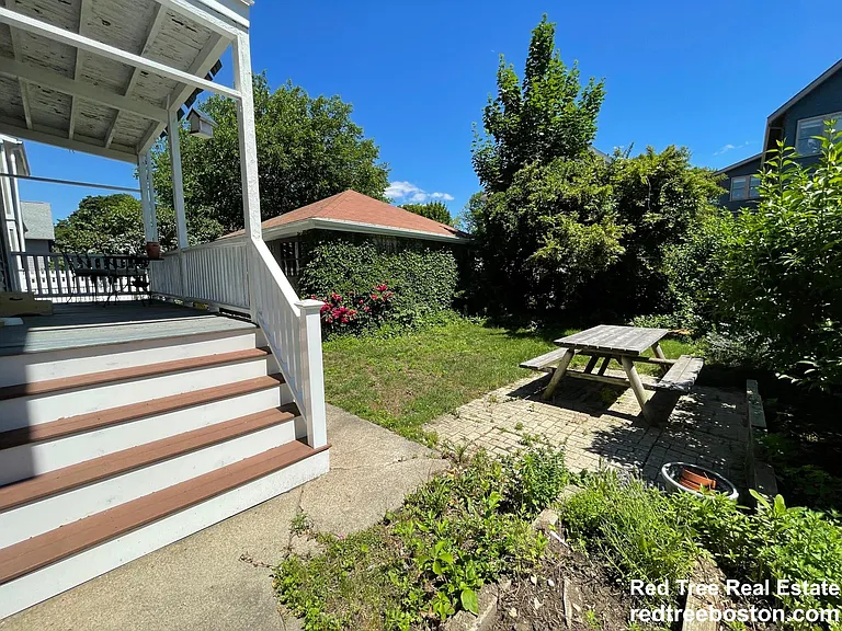 62 Newport St #1 — Photo 15