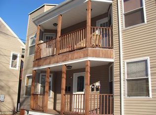 33 Parsons St #A, Easthampton, MA 01027