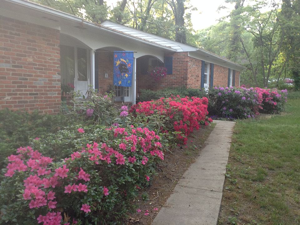 1st image of 418 Sylview Dr