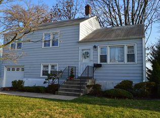 208 Greenwood Rd, Wilmington, DE 19804