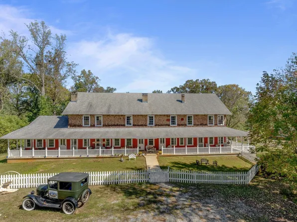 6526 Rockfish River Rd, Schuyler, VA 22969