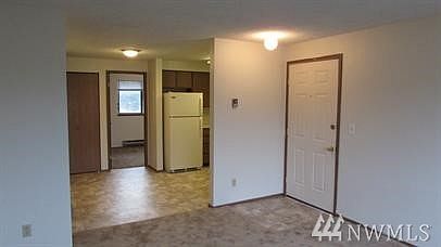 2nd image of 565 SE 8th Ave APT B101