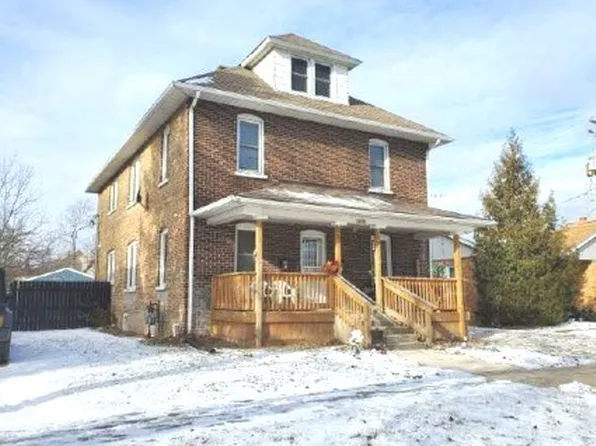 1016 Park Ave, North Chicago, IL 60064