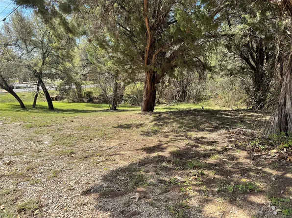 4300 Fairway Dr, Granbury, TX 76049