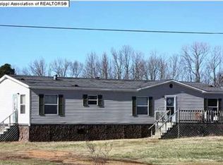 220 Rader Creek Rd, Sarah, MS 38665