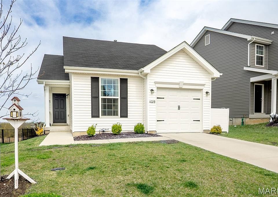 1st image of 1009 Black Bear Dr