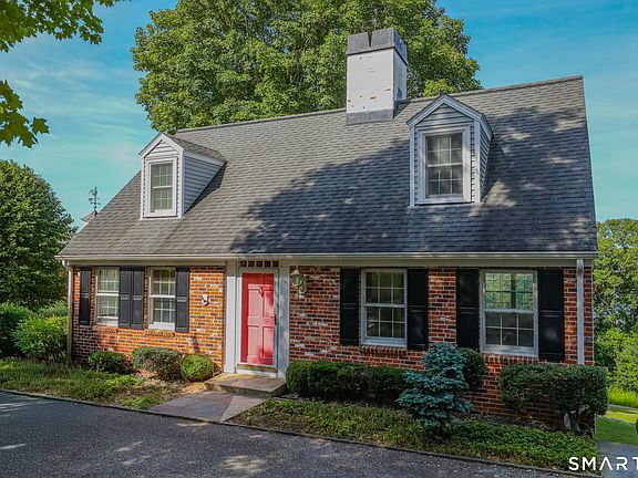2nd image of 87 Phoenix Drive