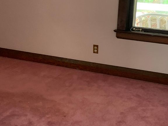 4th image of 2499 Pierce Ave #2F