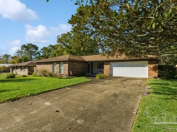 612 Burgundy Ln, Fort Walton Beach, FL 32547