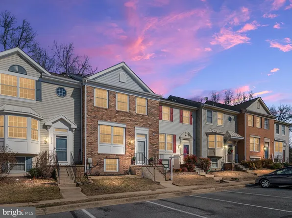 1356 Hollow Glen Ct, Baltimore, MD 21226