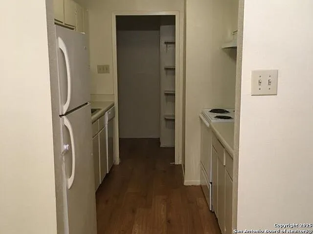 2 bed, 2.0 bath, 1012 sqft, $1,150 — Photo 3