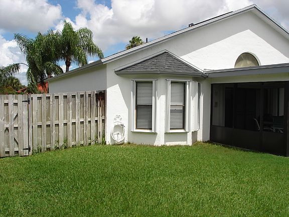 3rd image of 59 Midwood Ln