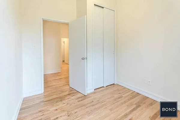 Rented by Bond New York | media 6