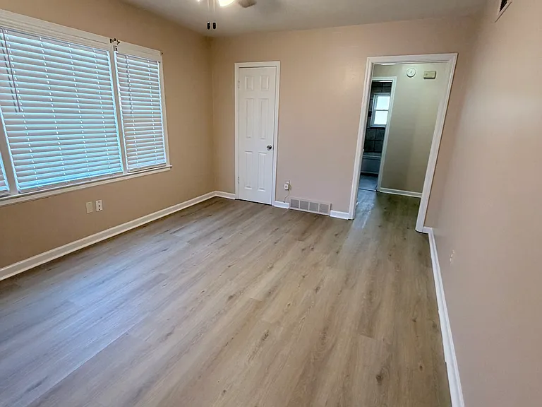 3632 Cromwell Cv — Photo 9