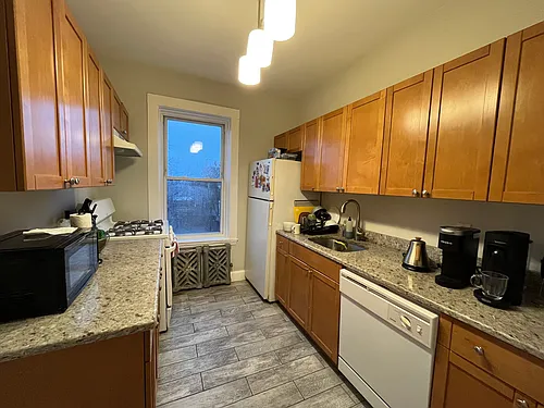 16 Farrington Ave #5 Photo 1