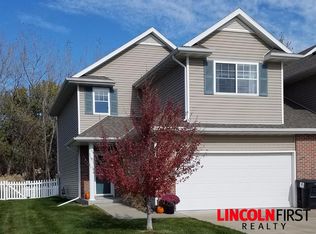 1834 N Gate Rd, Lincoln, NE 68521