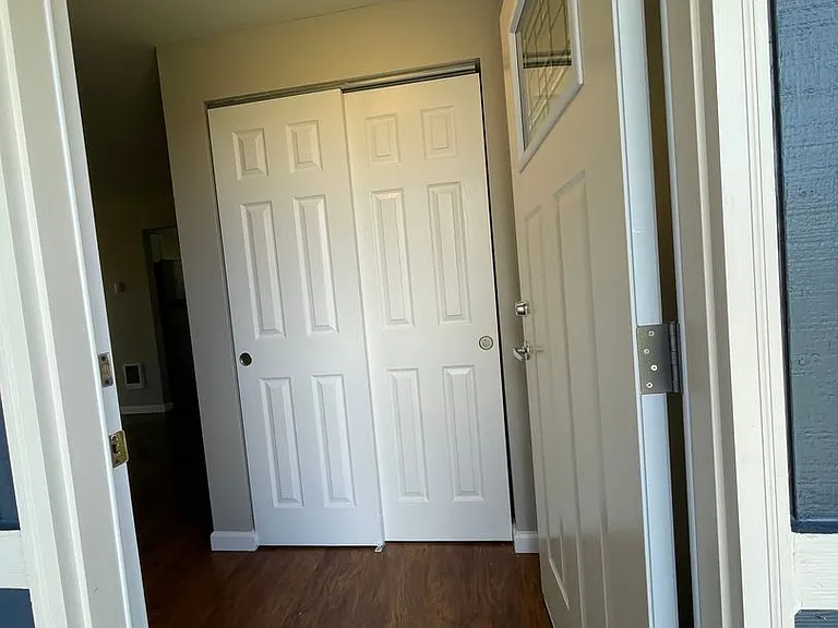 Albany Meadows Apartments — Photo 71