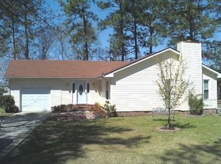 111 Alexander Ln, Spring Lake, NC 28390