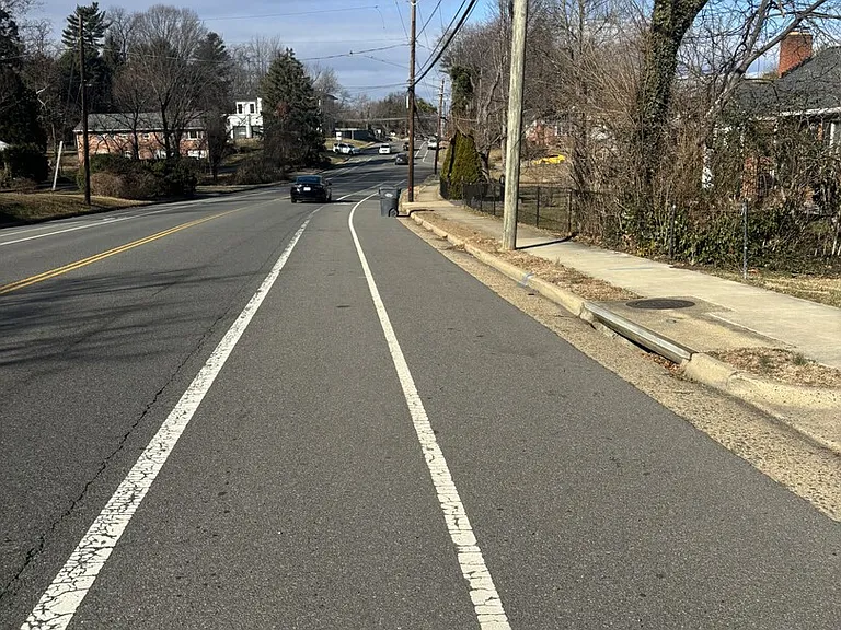 Gallows Rd — Photo 4