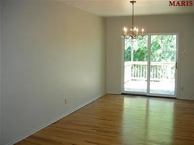 1079 Briarhurst Dr — Photo 8