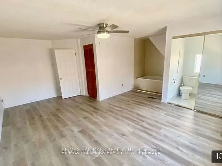 228 Gainsborough Rd — Photo 10