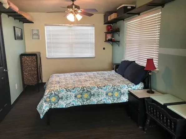 218 Detenbeck Ave, Surfside Beach, TX 77541