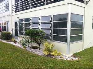 3rd image of 208 Somerset Dr
