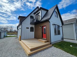 19260 Lakeside Dr, Lakeshore, ON N0P2L0