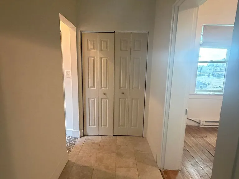 2711 Indiana Ave — Photo 9