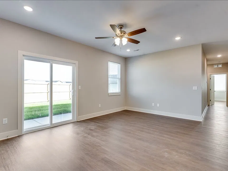 1966 Reece St