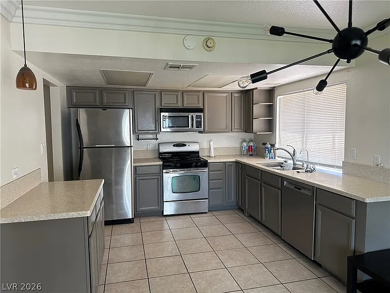 4341 Newridge Ct — Photo 9