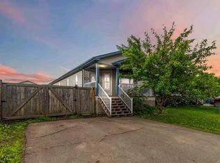 221 W Ash Way, Wood Buffalo, AB T9K0G2