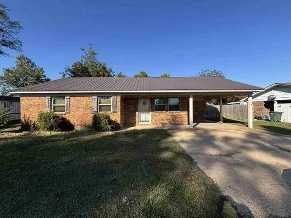210 Oak St, Tyronza, AR 72386