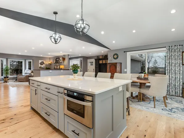 8614 211th Ave NW, Elk River, MN 55330